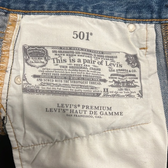 Levi’s 501 Jean shorts - Picture 7 of 8